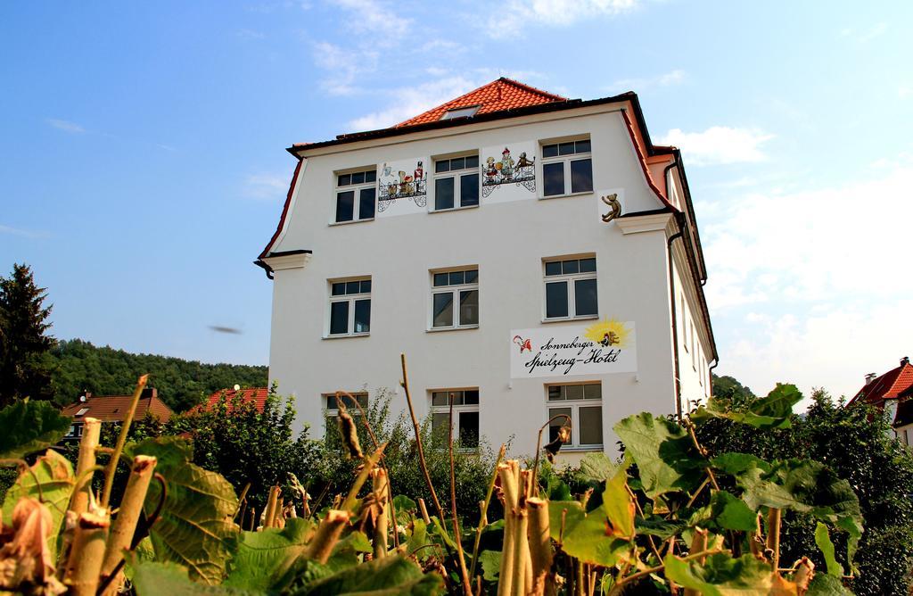 Spielzeughotel Sonneberg Bagian luar foto